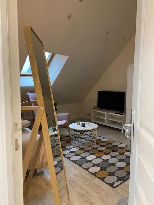 Cocon Au Calme En Hyper Centre Apartment Chateau-Renault Exterior photo