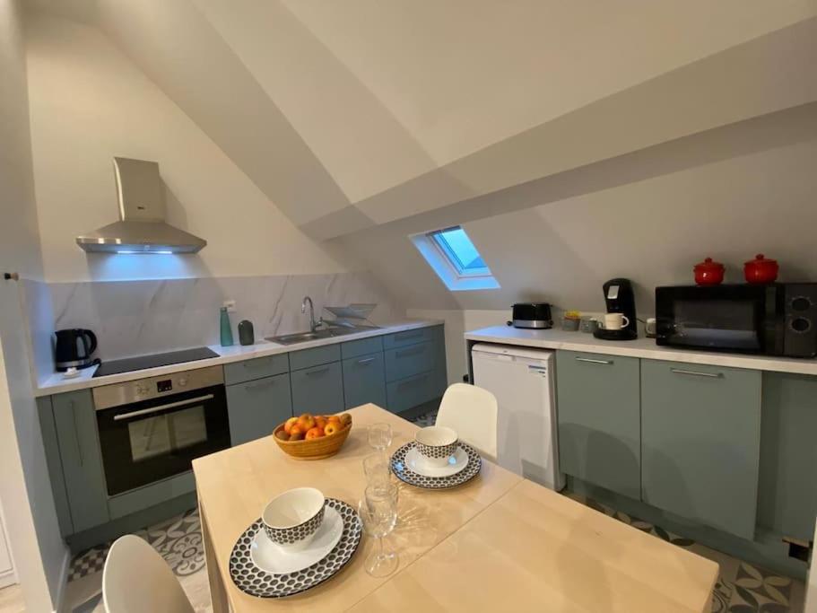 Cocon Au Calme En Hyper Centre Apartment Chateau-Renault Exterior photo